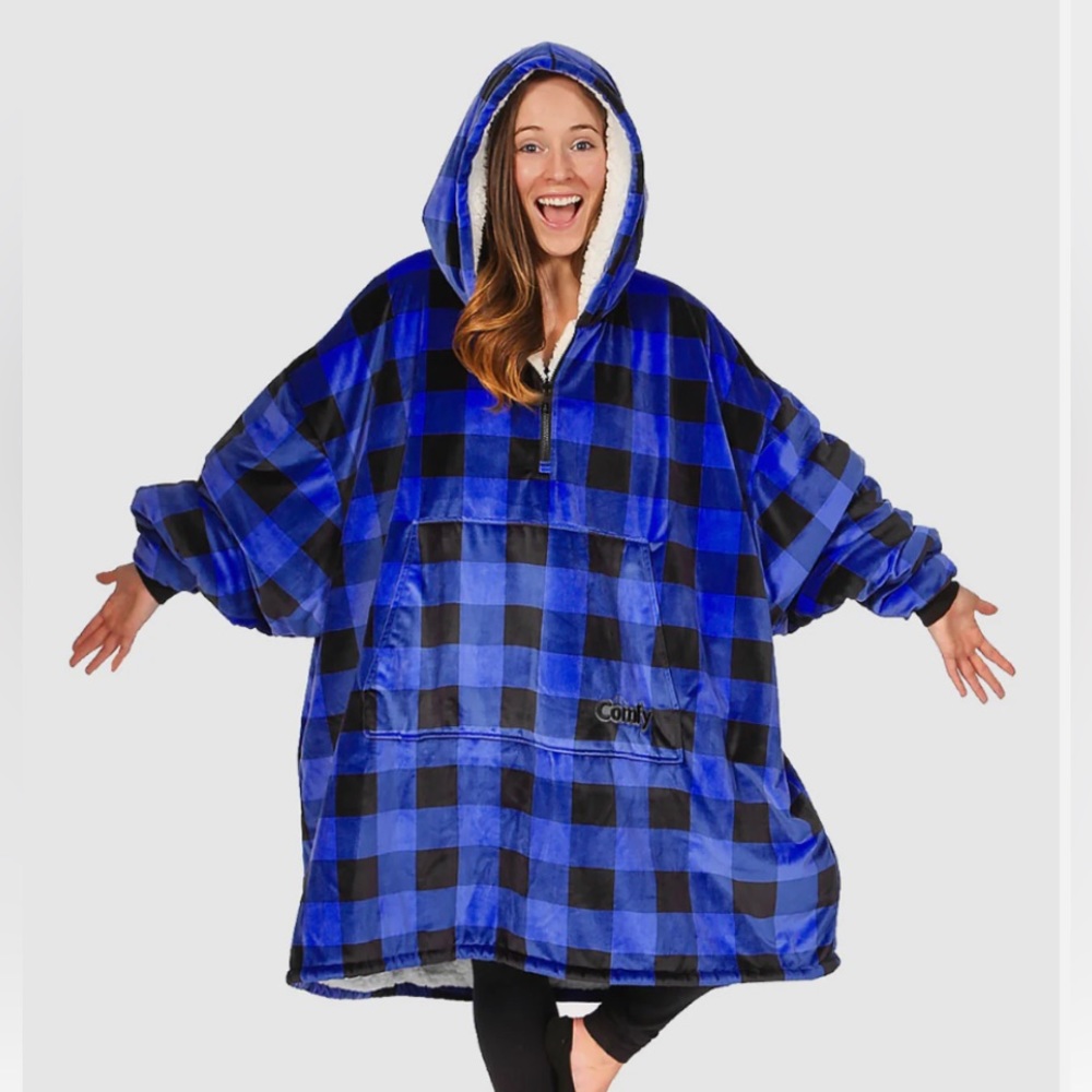 NWOT THE COMFY Quarter-Zip Over-Sized Unisex Sherpa Blanket Hoodie